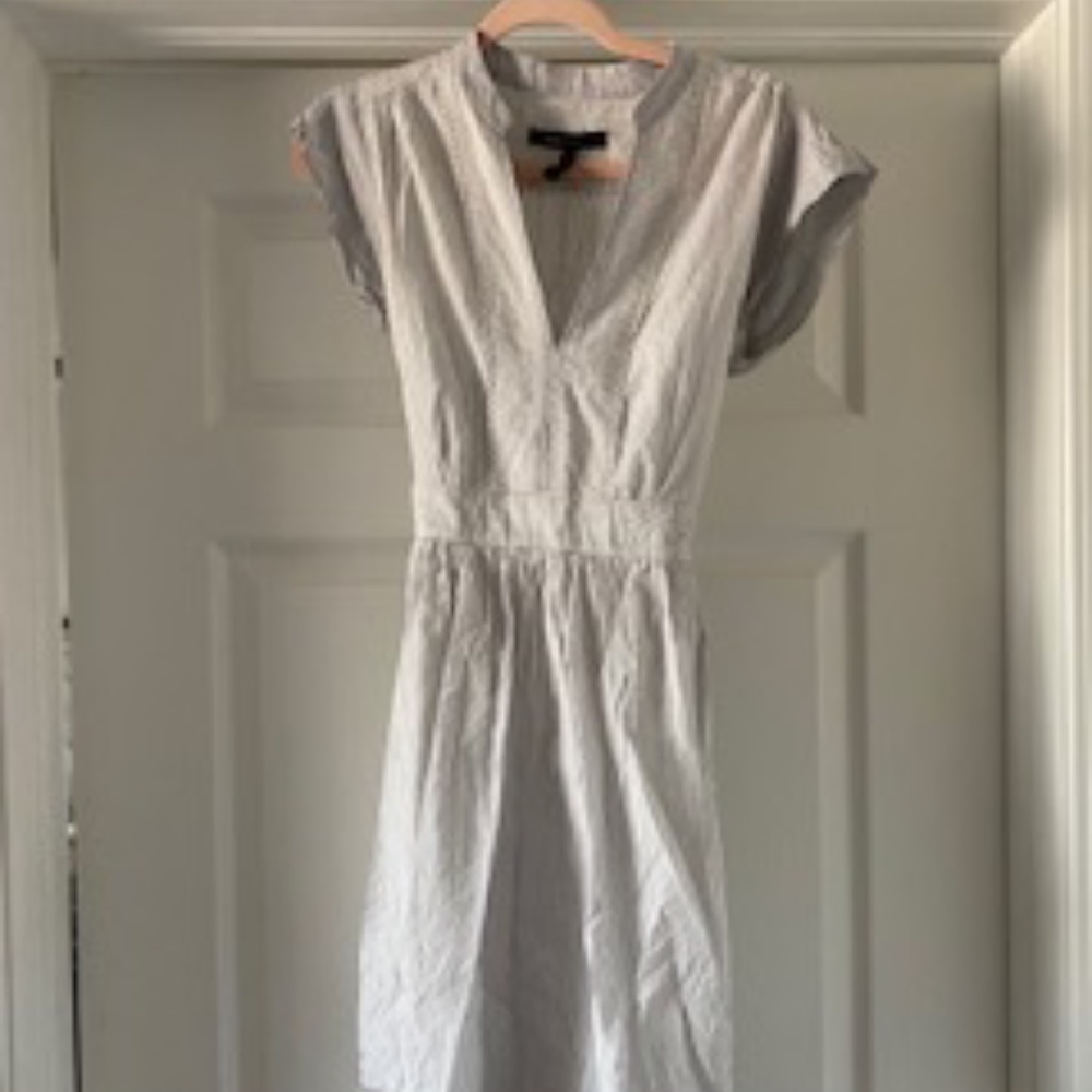 BCBG dress grey and white